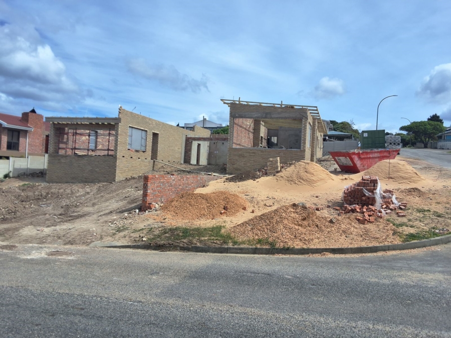 3 Bedroom Property for Sale in Dana Bay Western Cape